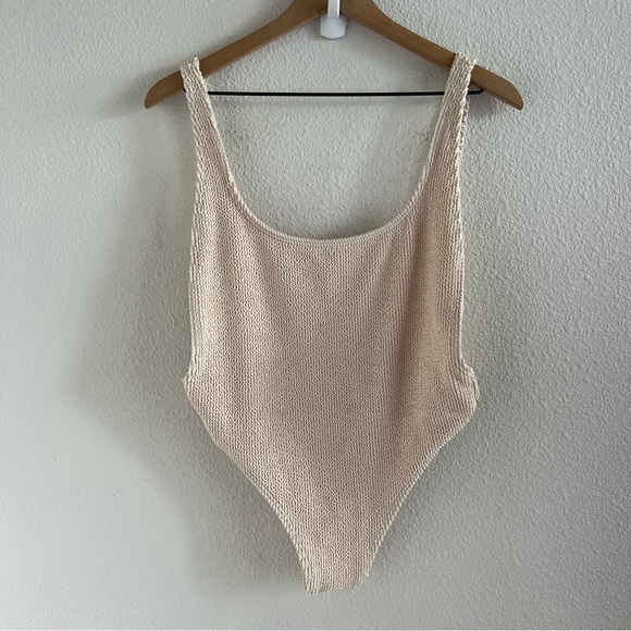 Billabong Other - Billabong Cream Textured Scoop Back One Piece Swim Suit Swimsuit Bathing Suit L